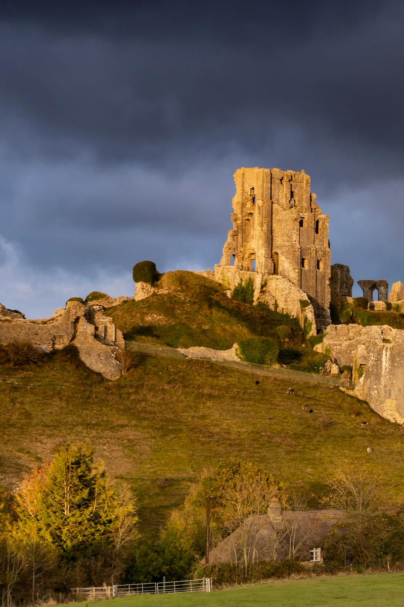 コーフ城 美しすぎる廃墟