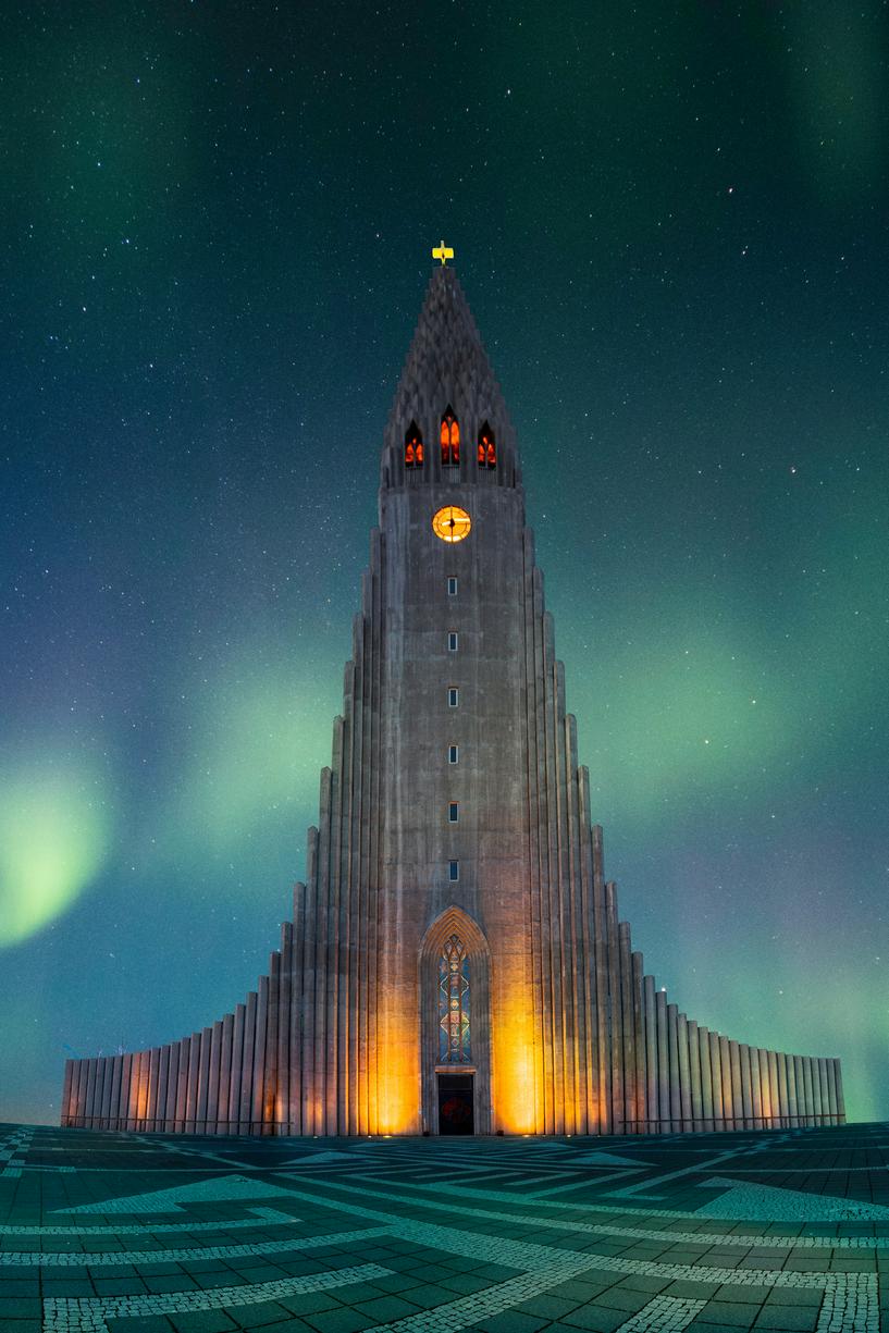 ハットルグリムス教会 レイキャビクの象徴
